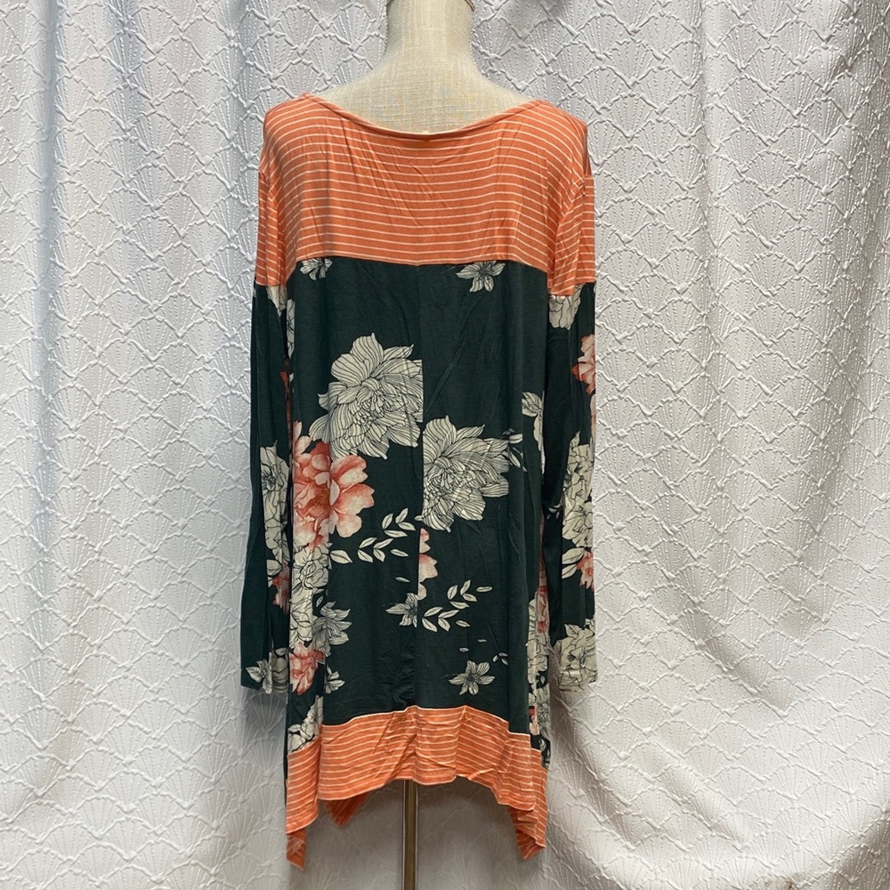 ODDY size 3X Floral and Striped coral and green oversized asymmetrical stretch - Picture 9 of 13